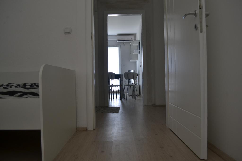 Apartment Roza *